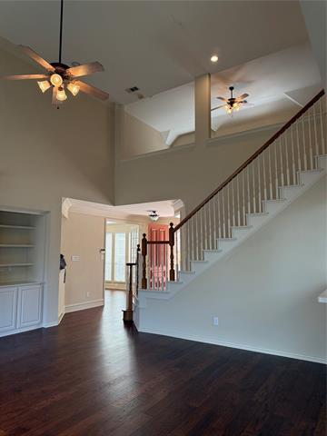 Building Photo - 7428 Spicewood Dr