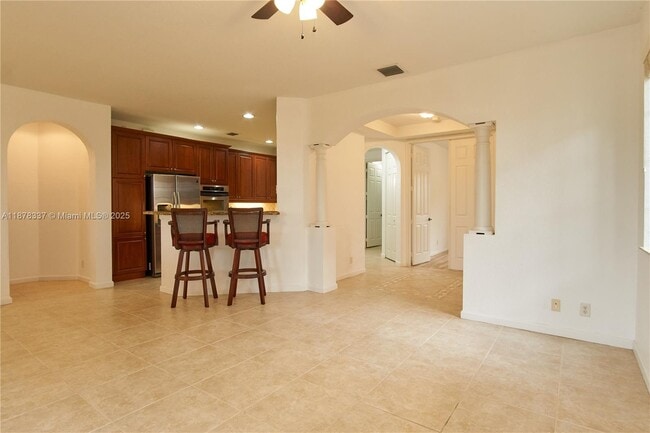 Building Photo - 2707 Center Ct Dr