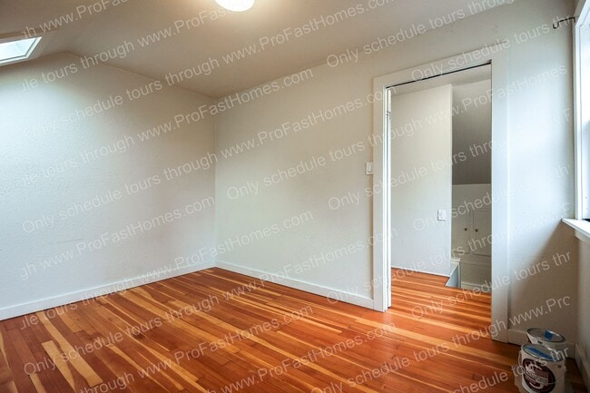 Building Photo - 5934 N Missouri Ave