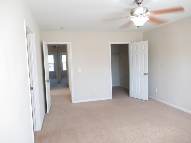 Building Photo - 1666 Ruger Dr
