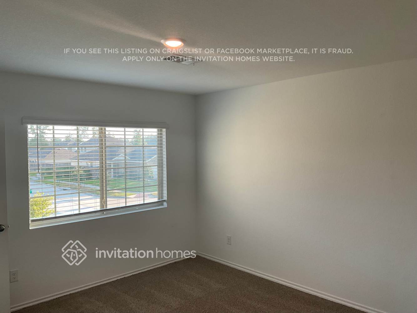 Building Photo - 22303 Stoney Ravine Dr