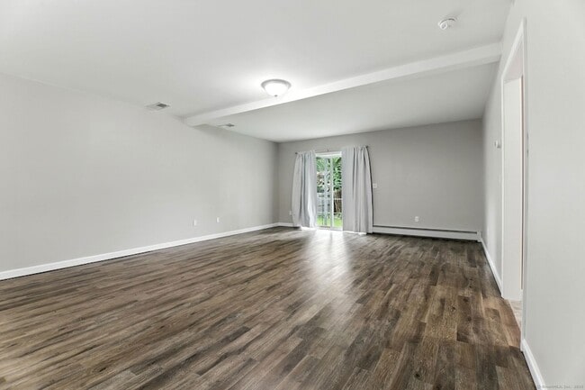 Building Photo - 221 Griffin Rd