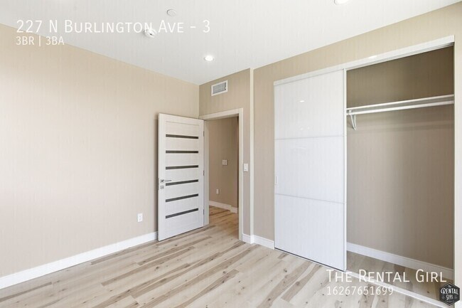 Building Photo - 227 N Burlington Ave