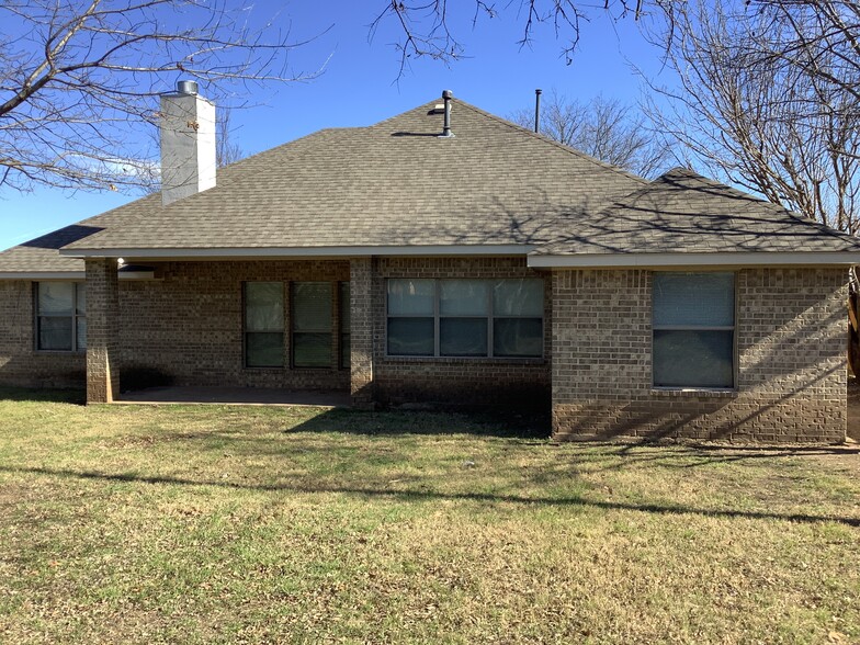 Building Photo - 515 Cool Meadow Ct