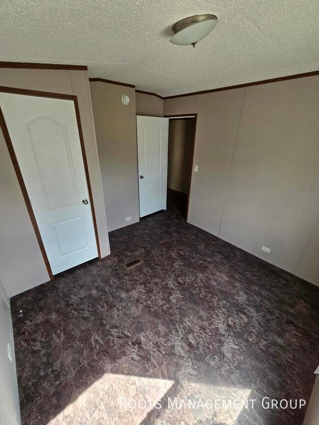 Building Photo - Home Available to Lease - Apply Today!