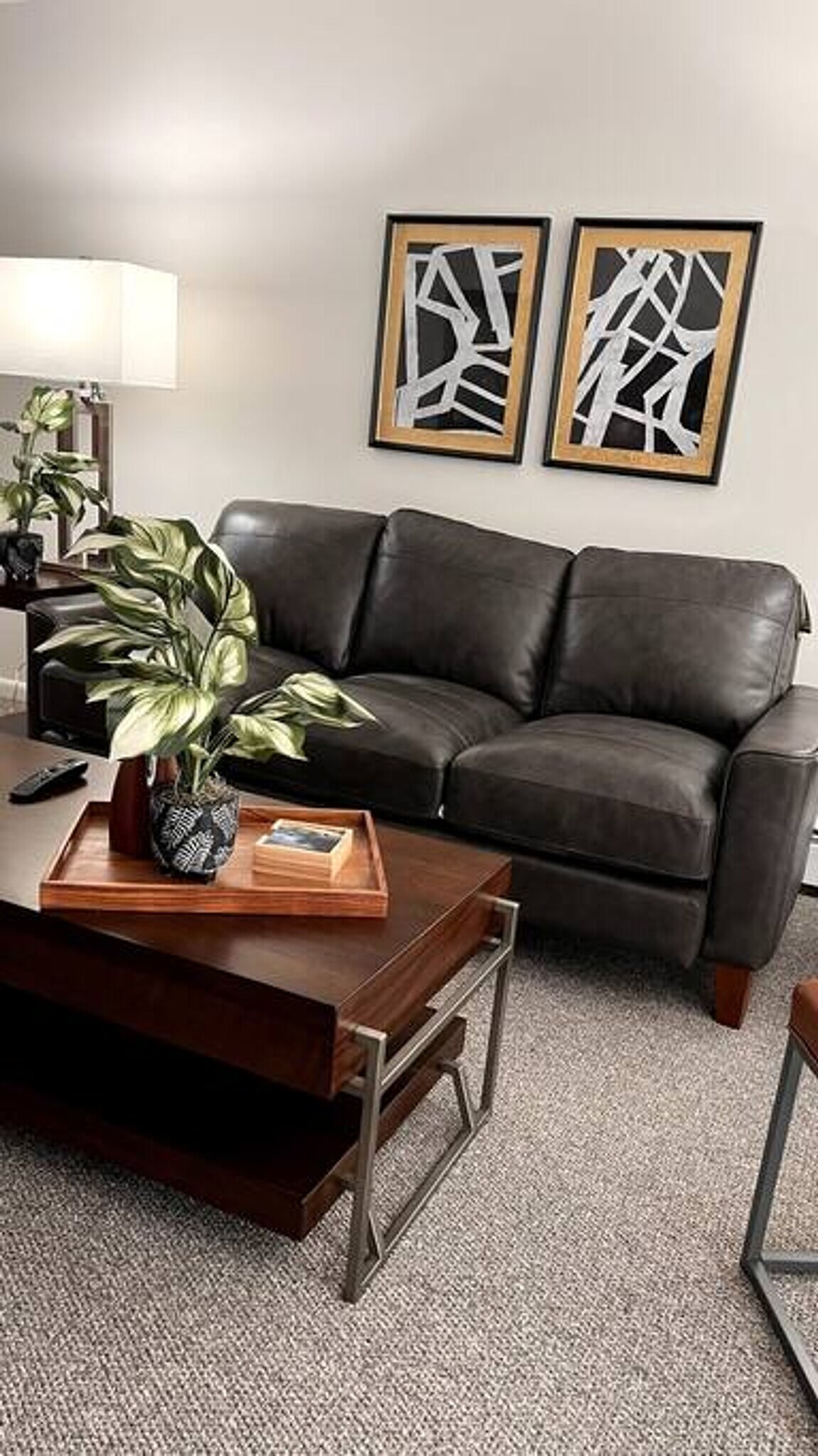 Building Photo - 475 E Merrill Ave