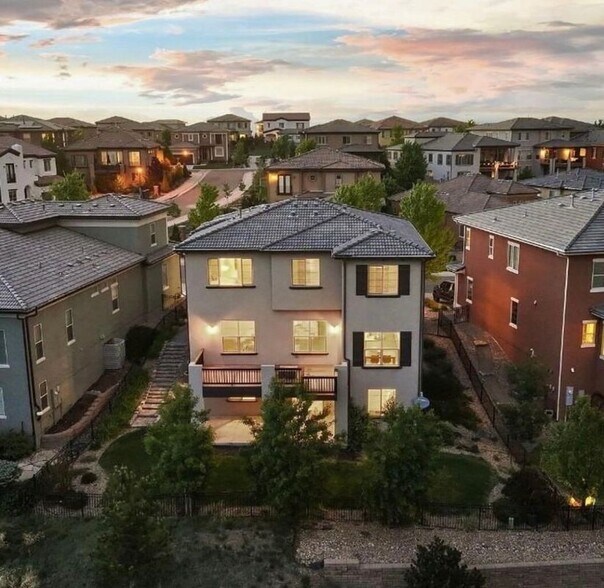 Building Photo - 10659 Montecito Dr