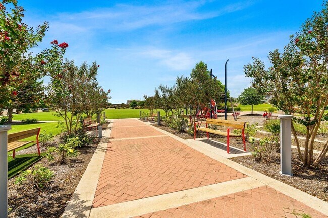 Building Photo - 7814 Wilfred Dr
