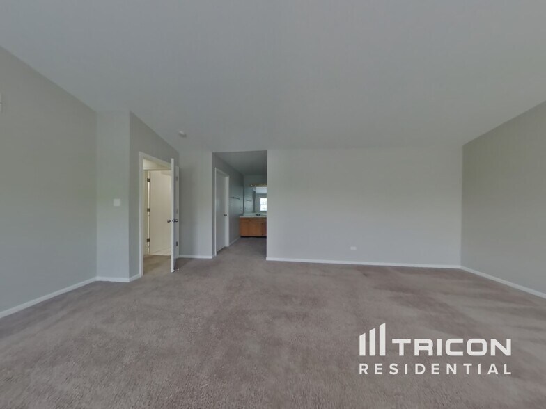 Building Photo - 3106 Anton Cir