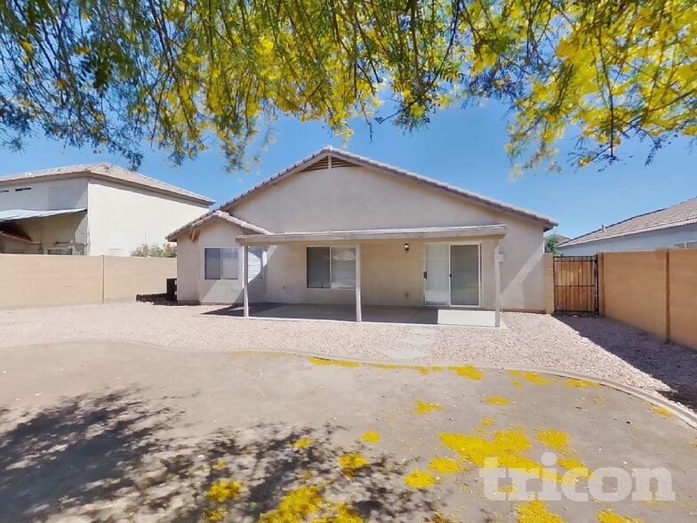 Building Photo - 12513 W Aster Dr