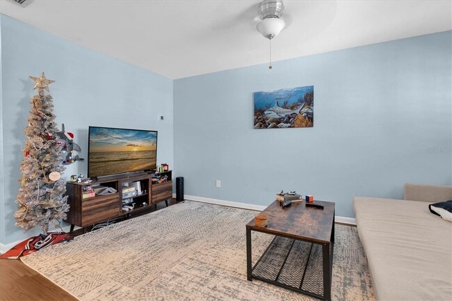 Building Photo - 5440 S MacDill Ave