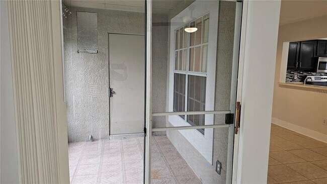 Building Photo - 2311 Water View Loop