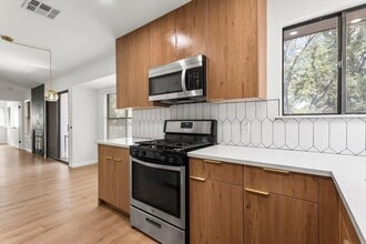 Building Photo - 7800 Turquoise Trail