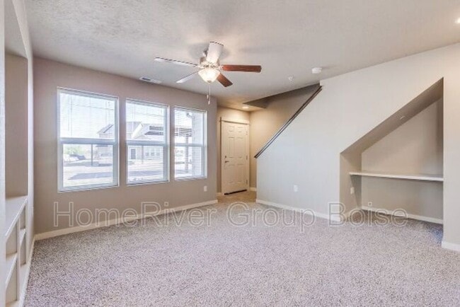Building Photo - 4767 N Morninggale Dr