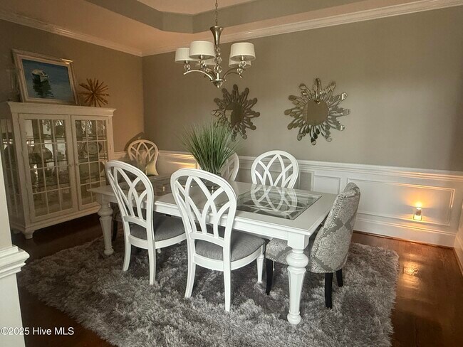 Building Photo - 2105 Lytham Ct
