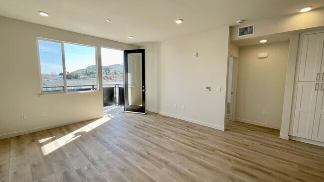 Building Photo - New Construction 2-Bedroom at Victoria Cro...