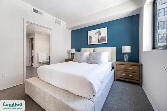 Building Photo - 372 Fourth Ave