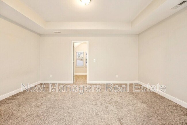 Building Photo - 136 Loch Ln
