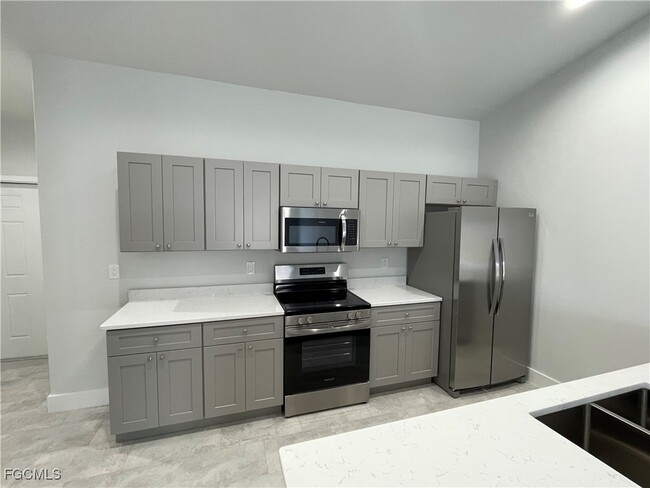 Building Photo - 1108 Andalusia Blvd