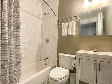 Building Photo - 987 Katherwood Dr SW