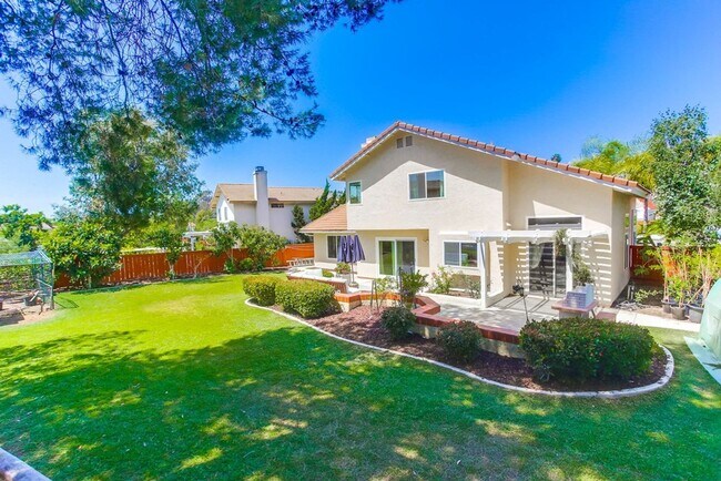 Building Photo - Stunning 4 Bed, 3 Bath Home on Cul-de-Sac in Scripps Ranch - No Pet Allowed