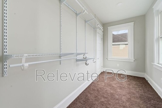 Building Photo - 3100 1st Ave