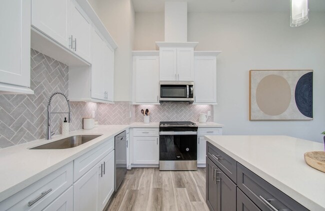 Building Photo - 774 Paul Quinn St