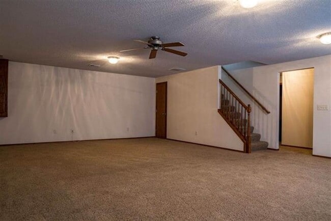 Building Photo - 11818 W Wilkinson Ct