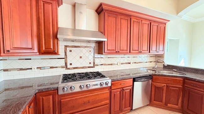 Building Photo - 738 Palmera Ct