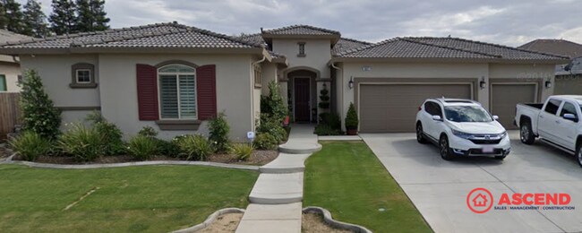 Primary Photo - Beautiful 4 Bedroom Home In Olive Dr Area!