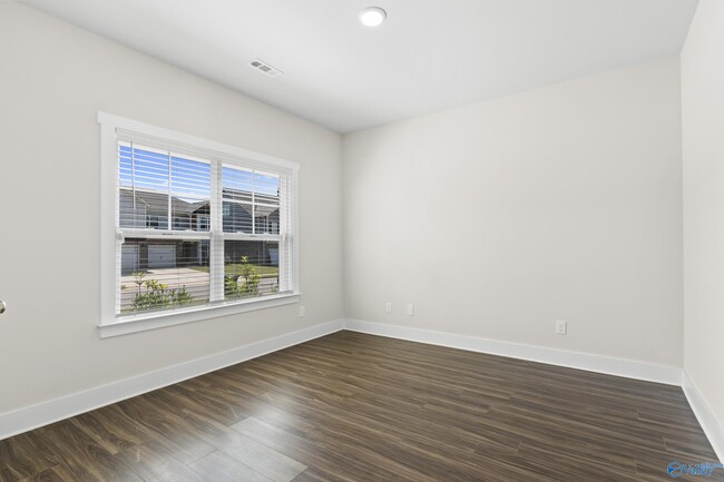 Building Photo - 145 Chesire Cv Ln