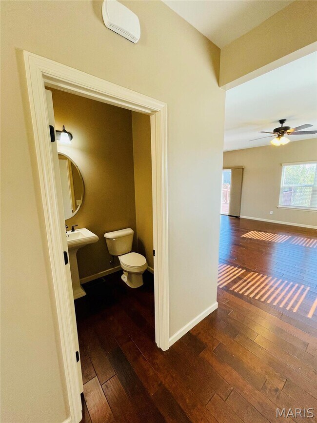 Building Photo - 1136 Welsh Dr