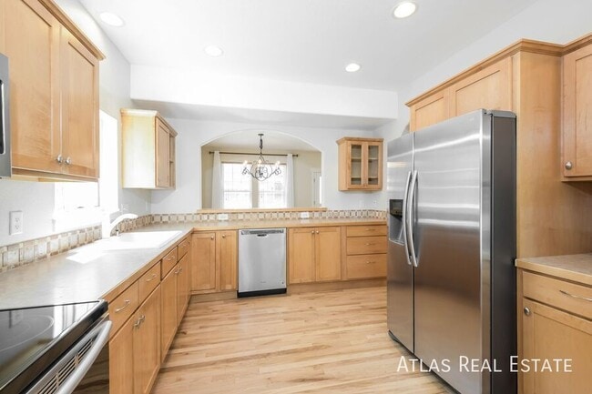 Building Photo - 2815 Canby Way