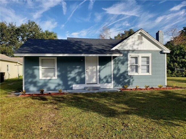 Building Photo - Charming Home Located in Downtown Orlando!