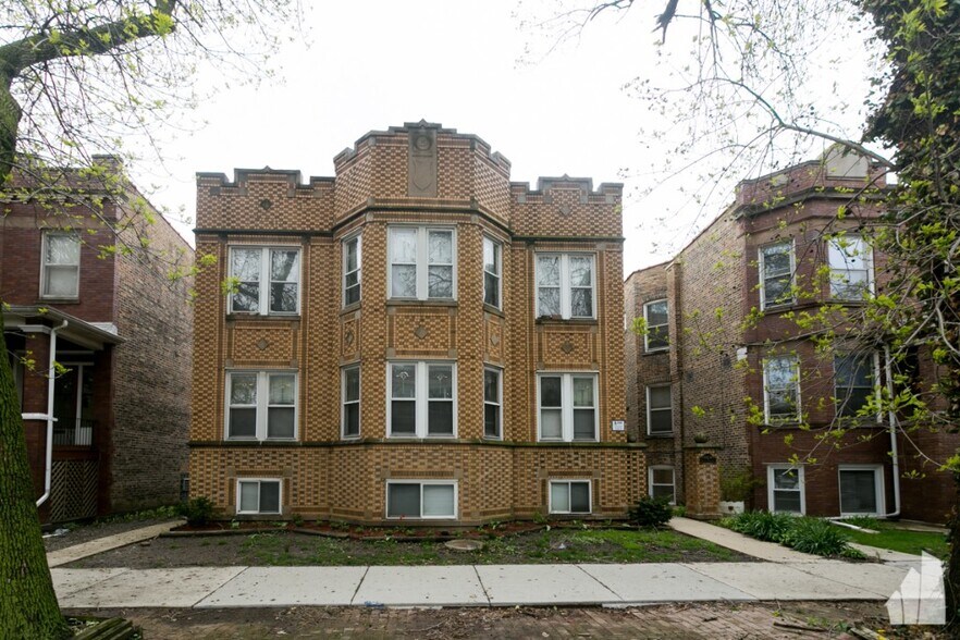 Building Photo - 3844 N Bernard St