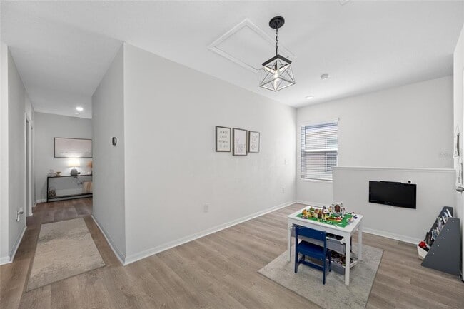 Building Photo - 16826 Secret Meadow Dr