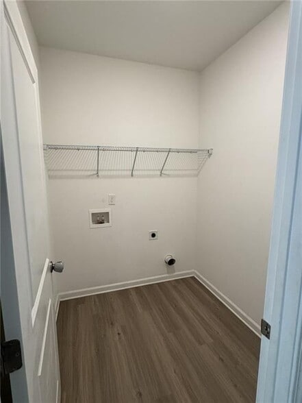 Building Photo - 1151 Pontiac Cir