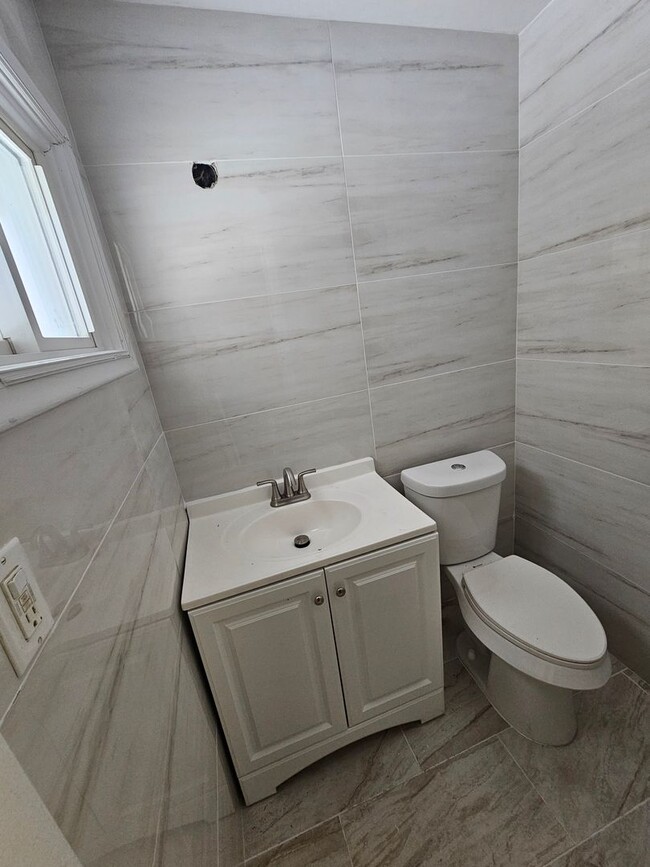 Building Photo - Updated Brick Ranch