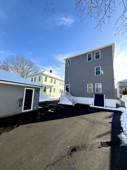 Exterior of Property, Private Driveway and Parking - 34 Saint Joseph Ave