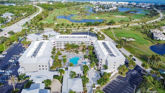 Building Photo - 245 NE MacArthur Blvd