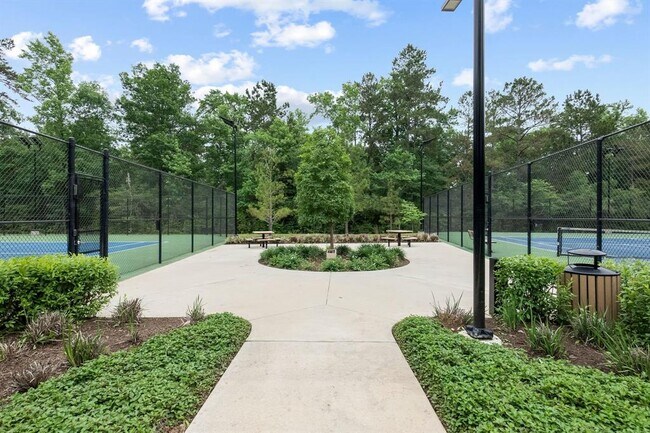 Building Photo - 128 Winged Elm Ct
