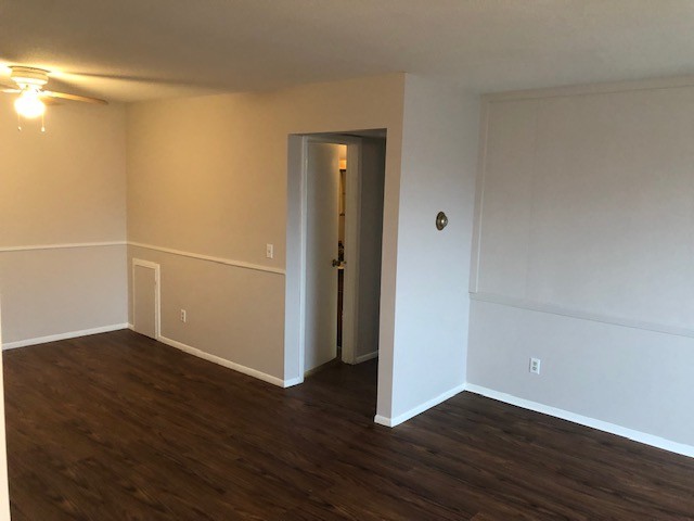 Dining room - Village on the Green Apartments