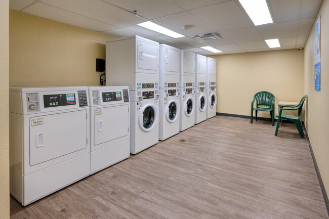 Laundry Facility - Tabor Lake