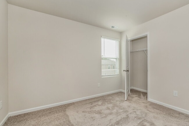 Building Photo - 1408 Orch Hl Rd