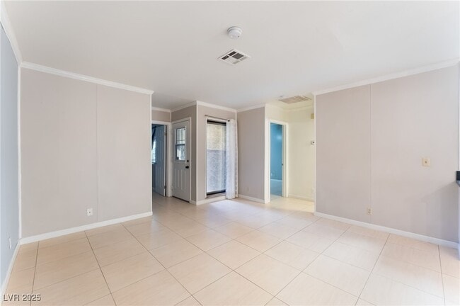 Building Photo - 3529 Folage Dr