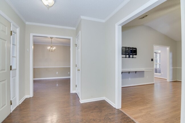 Building Photo - Ranch In Columbia County