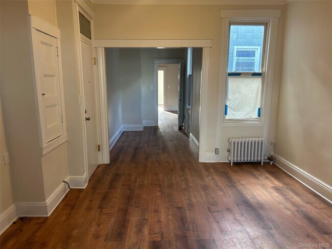 Building Photo - 88-23 85th St