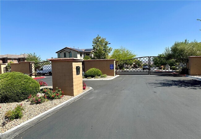 Building Photo - 11857 Albissola Ave