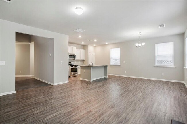 Building Photo - 212 Ridge Valley Dr