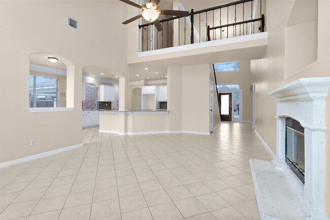 Building Photo - 1010 Maple Run Dr